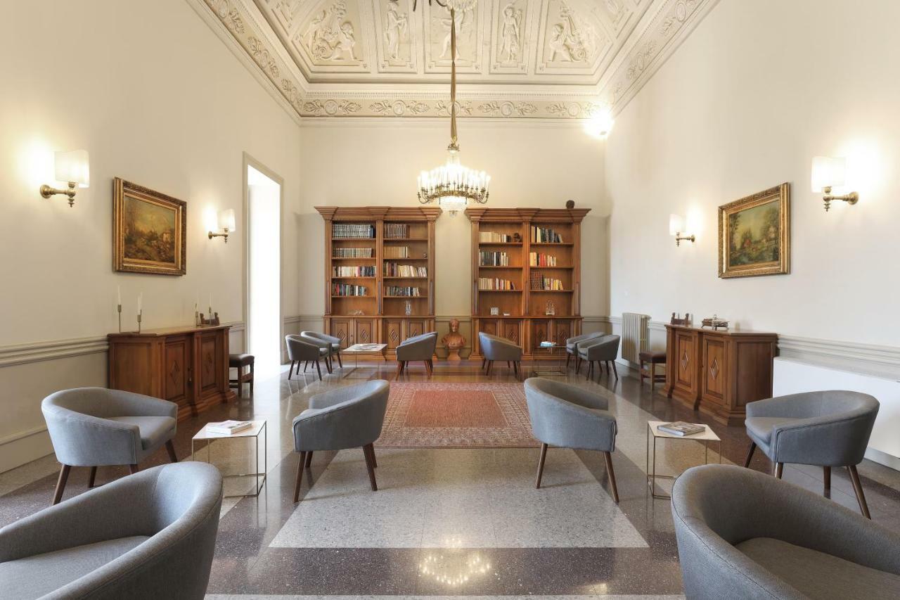 Palazzo Circolone Hotel Поджардо Екстериор снимка