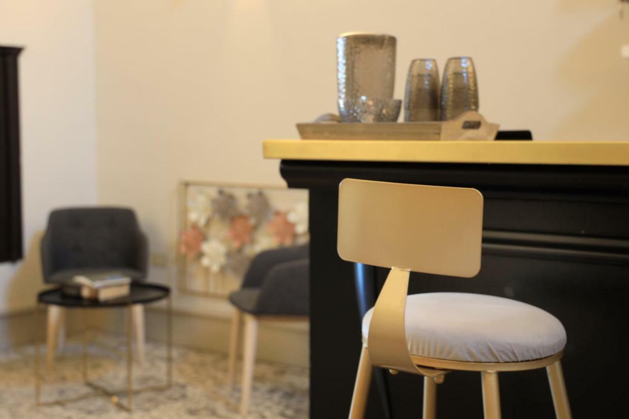 Palazzo Circolone Hotel Поджардо Екстериор снимка